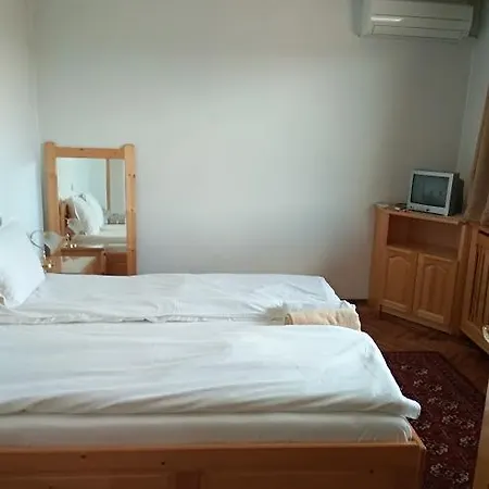 Hotel Comfort 2*